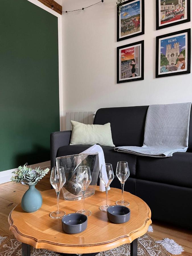 Le Nid D'Isa Bed and Breakfast Hautvillers Εξωτερικό φωτογραφία