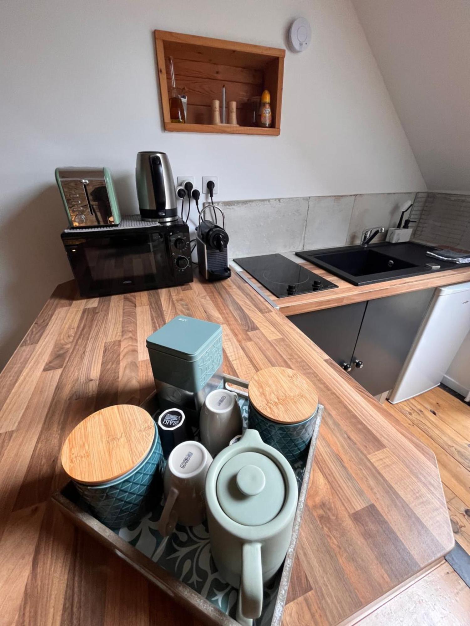 Le Nid D'Isa Bed and Breakfast Hautvillers Εξωτερικό φωτογραφία